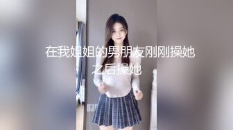 熟女阿姨 边吃鸡边被抠逼 无套输出 内射 表情很舒坦