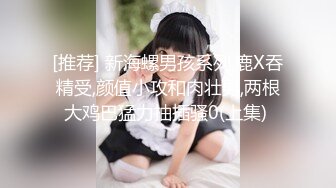  三个00后嫩妹妹！幸福老哥一挑三！超嫩美乳粉穴，双头龙女女互插，骑乘位一个个上