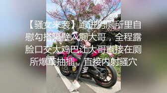 韩国高校女厕偷拍几个漂亮学妹尿尿马尾辫美女把内裤退到了裤脚仔细擦性感屁股